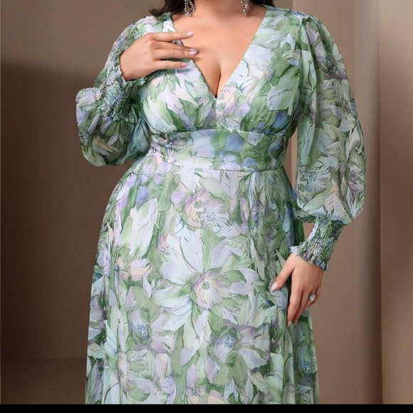 Floral Green Maxi Dress - Picture 5 of 5